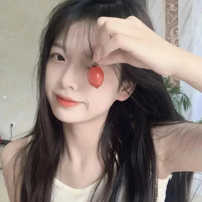 我就摆个摊，女神怎么追着跑我就摆个摊女神怎么追着跑